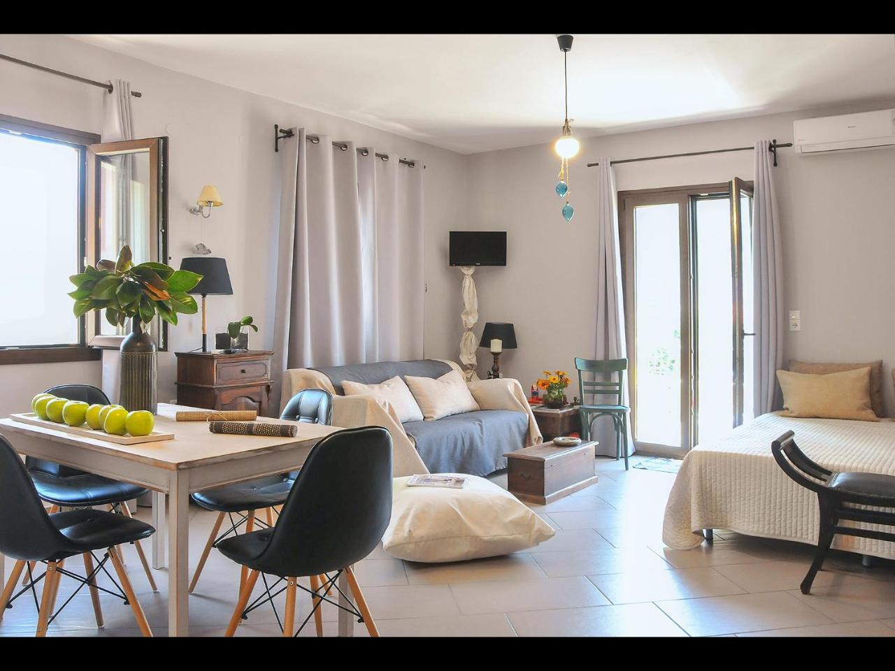 Athanasia'S Apartments Принос Экстерьер фото